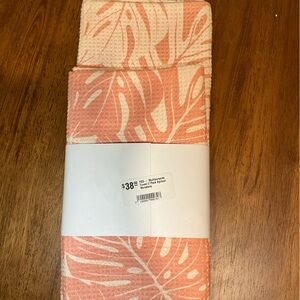 Fighting Eel Pink Monstera Leaf Multi-Purpose Towels